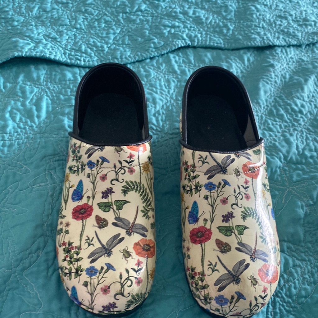 Flowered Clogs